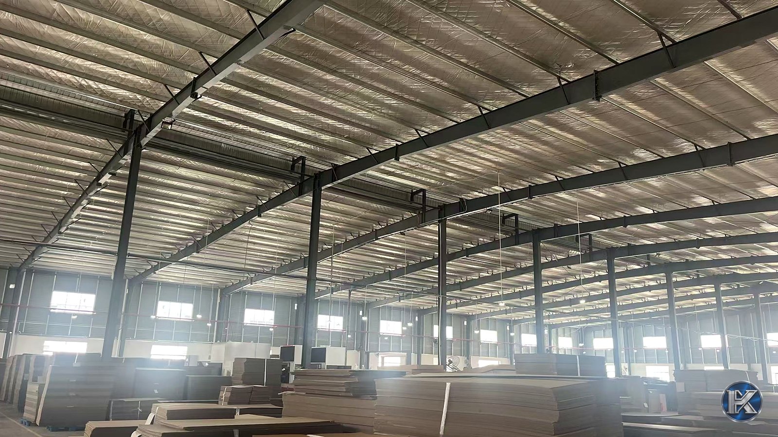 Read more about the article Is a Steel Frame Right for a Large-Span Industrial Warehouse?